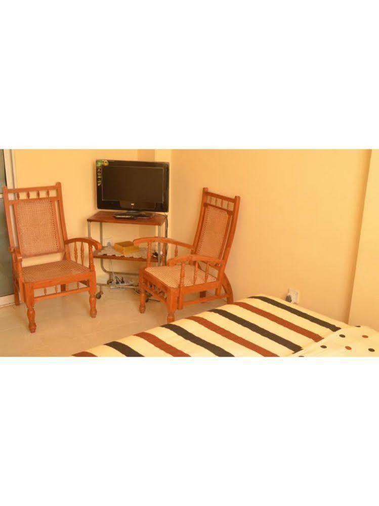 Frangipani Dehiwala-Mount Lavinia Exterior foto